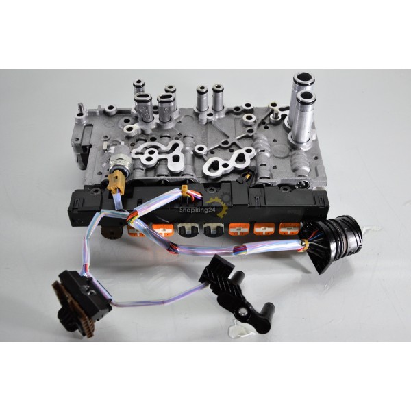 Valve body with wire harness 047 531 20AA 948TE 9HP48 Jeep Chrysler Fiat 948TE 9HP48 Jeep Chrysler Fiat