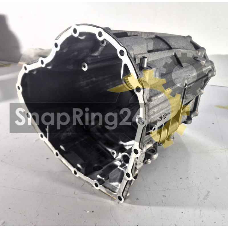 Audi S-Tronic 0B5 DL501 0B5301383L centre case
