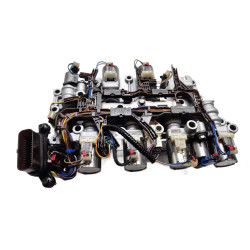 Sterownik hydrauliczny Ford 8F35 zdemontowany z nowej skrzyni JM5P-71236-DC uszkodzony