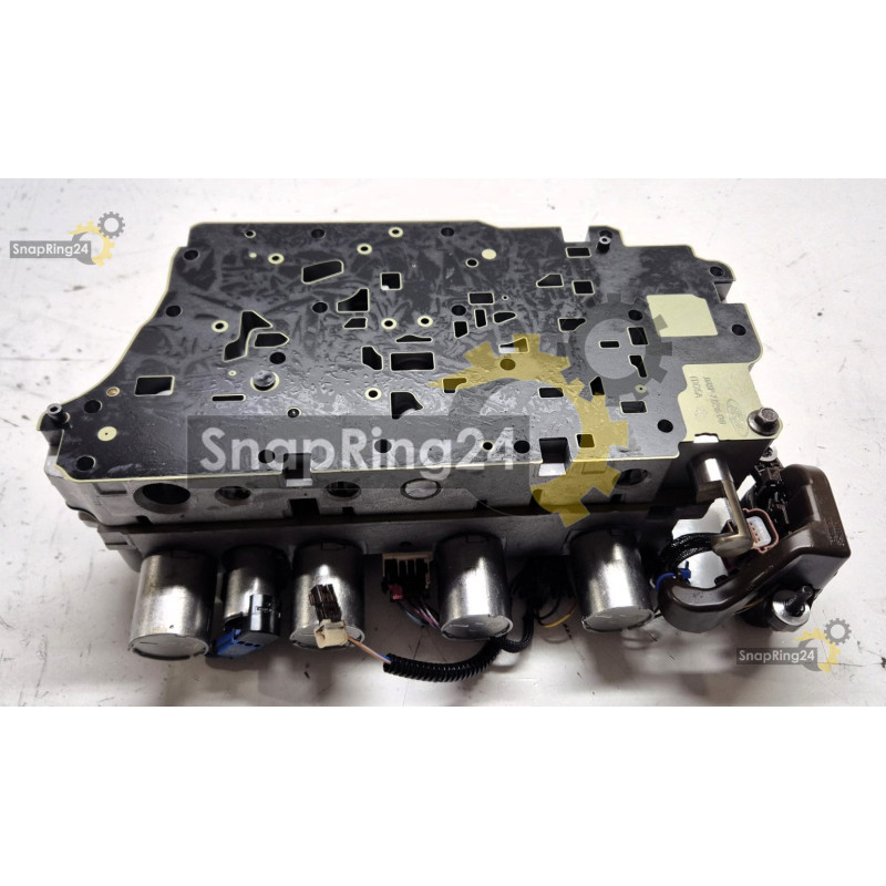 Hydraulic controller Ford 8F35 dismantled from new box JM5P-71236-DC damaged