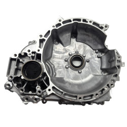 Obudowa przednia FORD 8F35 duży uszczelniacz