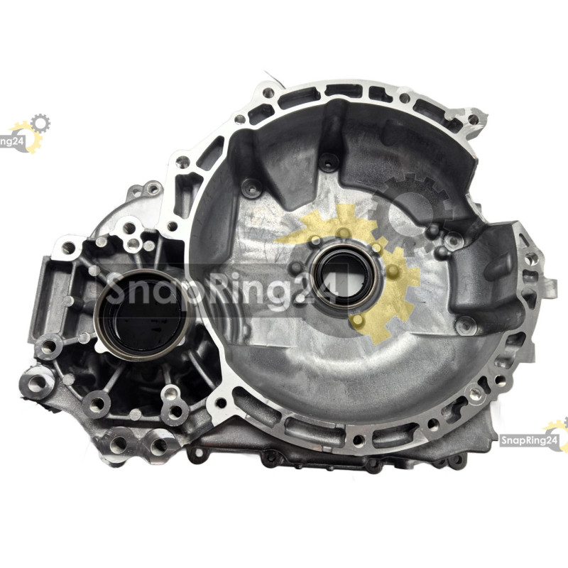 Obudowa przednia FORD 8F35 duży uszczelniacz