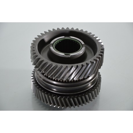 A set of gears and a synchronizer 43 teeth & 53 teeth 0B5 DL501 S ...